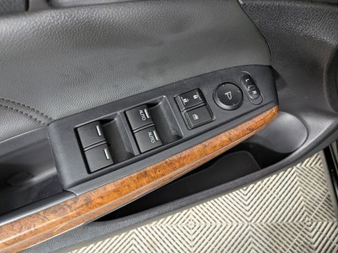 Used 2012 Honda Accord EX-L image 12