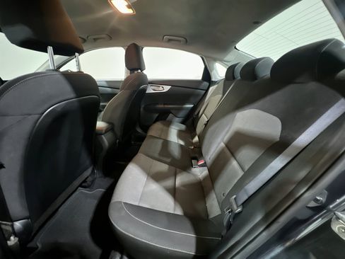 Used 2022 Kia Forte Sedan FWD image 16