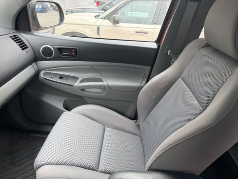 Used 2012 Toyota Tacoma 4x4 Access Cab V6 w/ TRD T/X Baja Series image 10