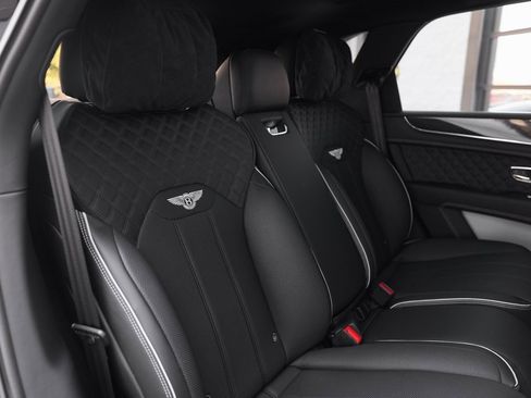 Used 2025 Bentley Bentayga S image 23