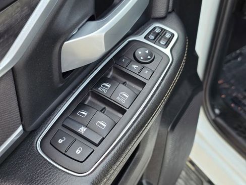 Used 2024 RAM 2500 Big Horn image 19