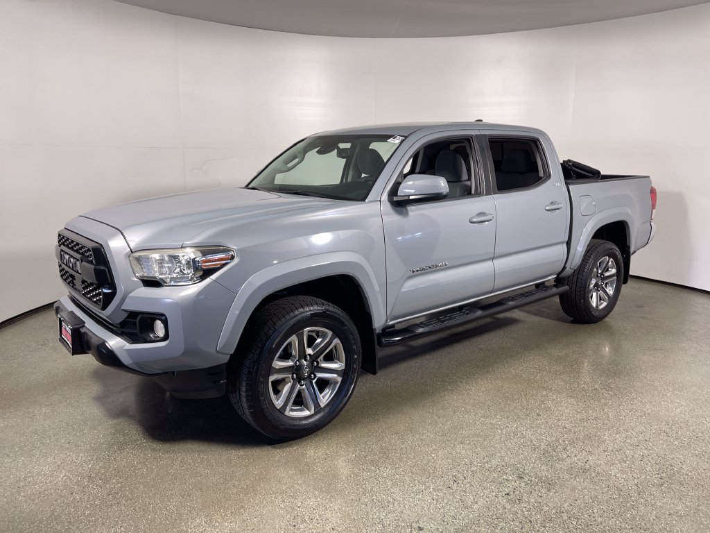 Used 2019 Toyota Tacoma SR5 RWD image 7