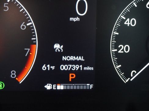 Used 2023 Honda HR-V Sport image 8