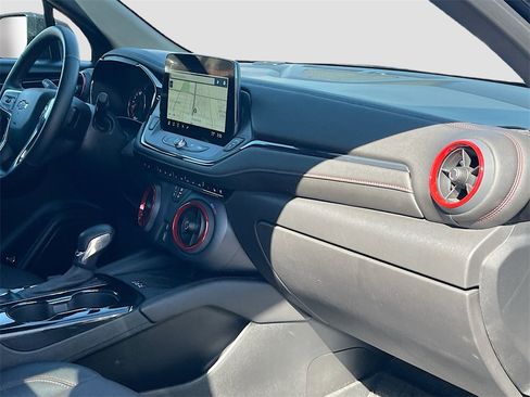 Used 2023 Chevrolet Blazer RS w/ Enhanced Convenience Package image 30