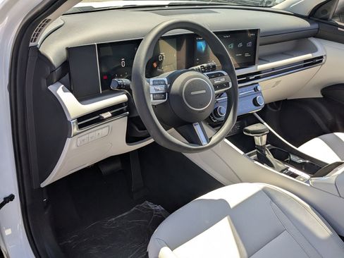 New 2026 Hyundai Tucson SEL image 8