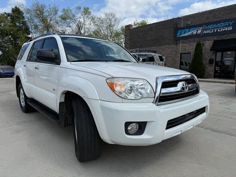 Used 2008 Toyota 4Runner Sport image 3