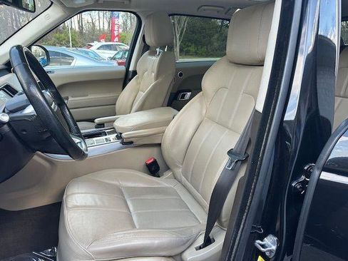 Used 2016 Land Rover Range Rover Sport SE image 15