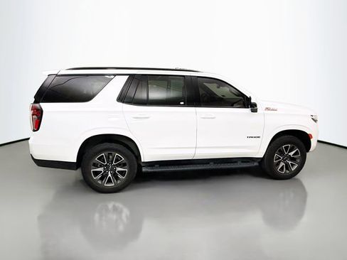 Used 2024 Chevrolet Tahoe Z71 w/ Luxury Package AWD/4WD image 10