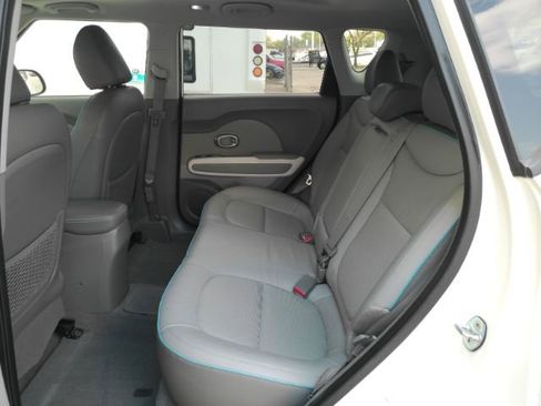 Used 2019 Kia Soul EV + w/ Sun & Fun Package image 19