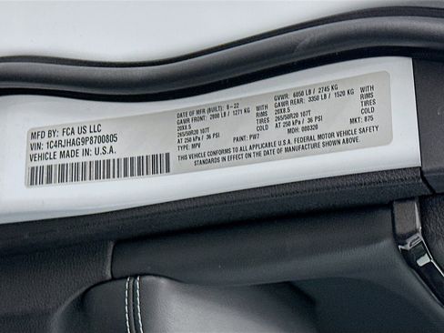 Used 2023 Jeep Grand Cherokee Altitude image 12