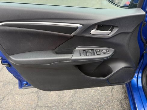 Used 2015 Honda Fit LX image 34