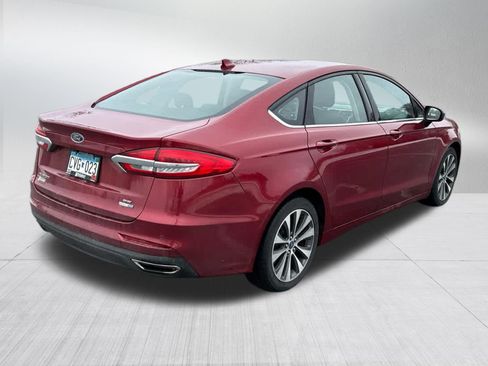 Used 2019 Ford Fusion SE AWD/4WD image 10