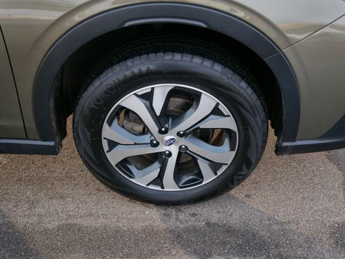 Used 2022 Subaru Outback Limited image 15