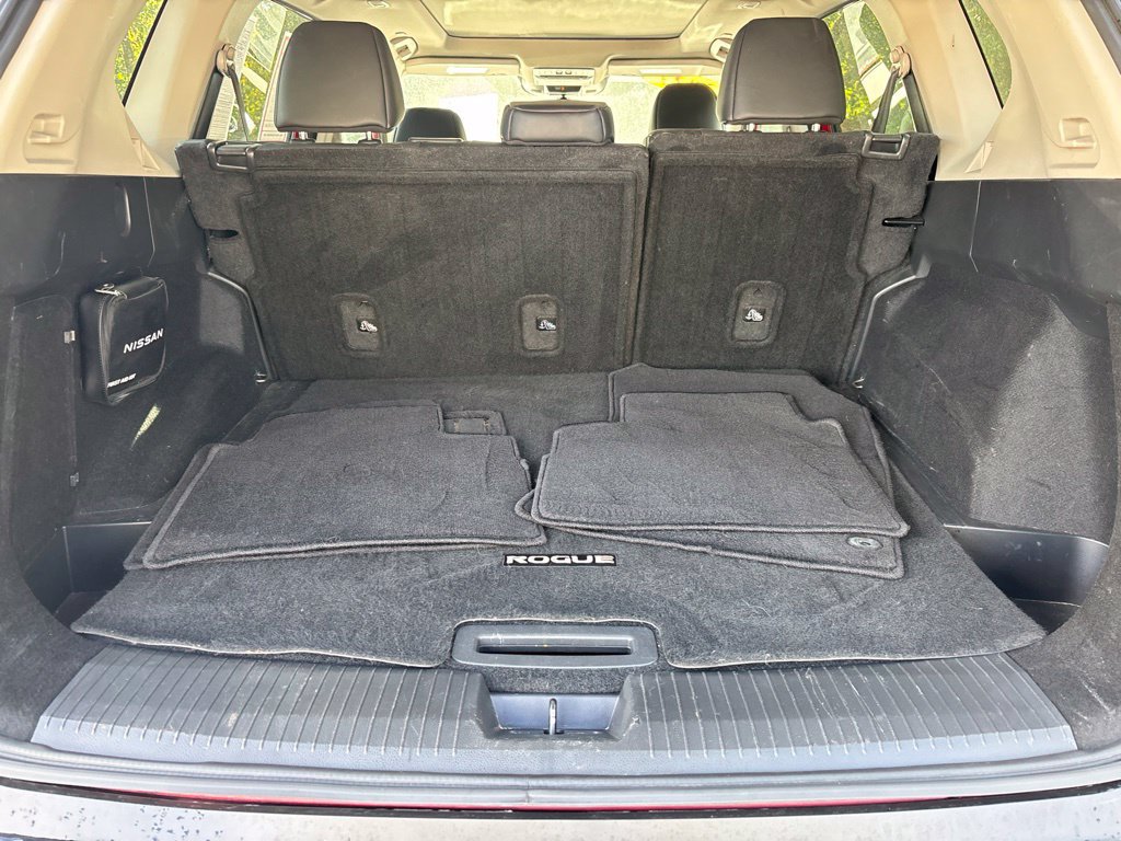 Certified 2023 Nissan Rogue SV w/ SV Premium B Package AWD/4WD image 13
