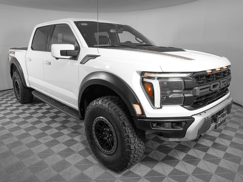 Used 2025 Ford F150 Raptor AWD/4WD image 2