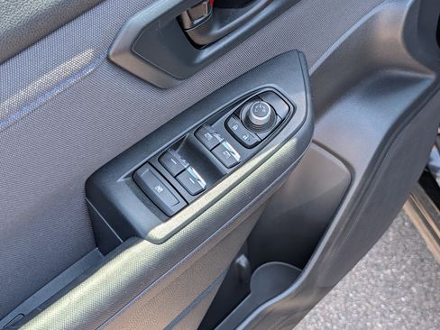 Certified 2025 Subaru Forester Premium AWD/4WD image 19
