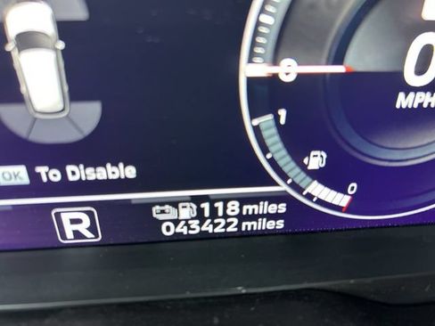 Used 2025 Mitsubishi Outlander 4WD Plug-In Hybrid image 41