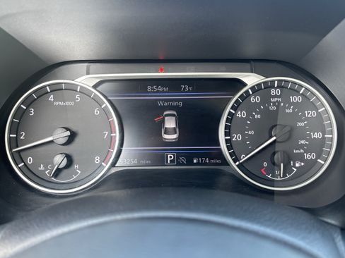 Used 2025 Nissan Sentra SV FWD image 27