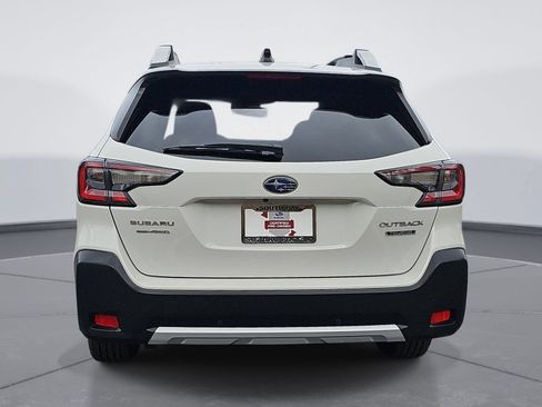 Certified 2024 Subaru Outback Touring AWD/4WD image 4