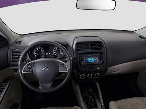Used 2018 Mitsubishi Outlander Sport ES FWD image 21