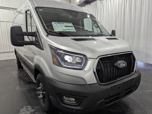 New 2026 Ford Transit 250 Medium Roof AWD image 5