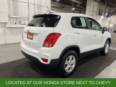 Used 2020 Chevrolet Trax LS AWD/4WD image 8