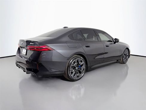 New 2026 BMW 530i w/ M Sport Package RWD image 9