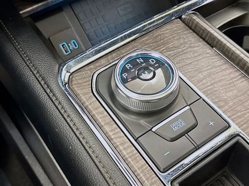 Used 2020 Ford Expedition Limited w/ Special Edition Package image 17