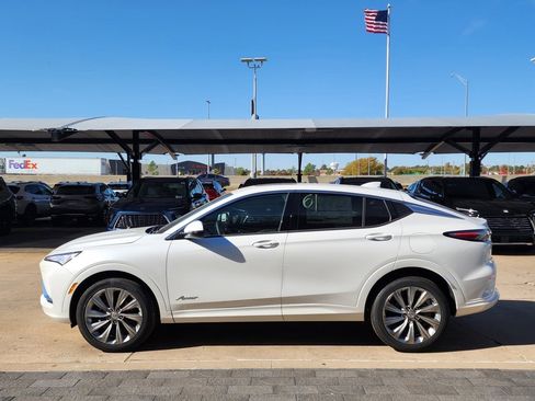 New 2026 Buick Envista Avenir image 7