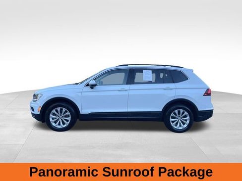 Used 2019 Volkswagen Tiguan SE w/ Panoramic Sunroof Package image 2