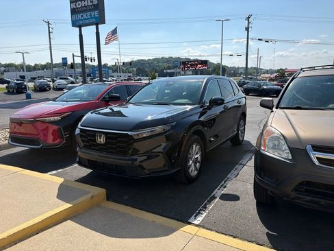 Used 2024 Honda CR-V EX image 2