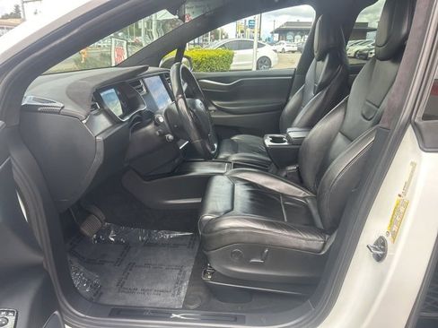 Used 2017 Tesla Model X 75D image 14