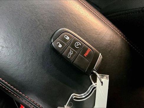 Used 2023 Dodge Durango GT AWD/4WD image 35