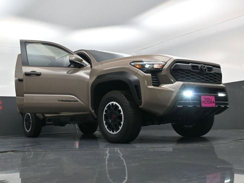 New 2026 Toyota Tacoma TRD Off-Road AWD/4WD image 26