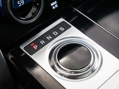 Used 2019 Land Rover Range Rover Supercharged image 29