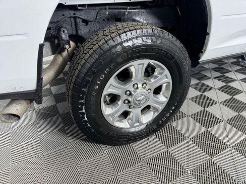 Used 2024 RAM 2500 Big Horn image 33