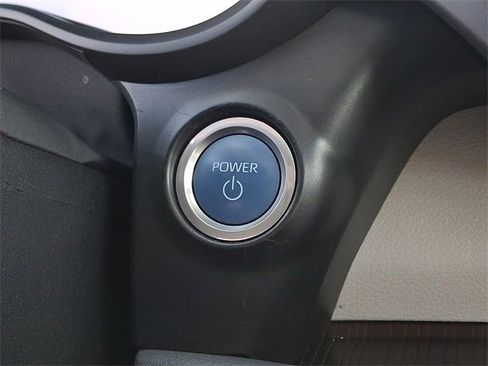 Used 2024 Toyota Sienna XLE image 26