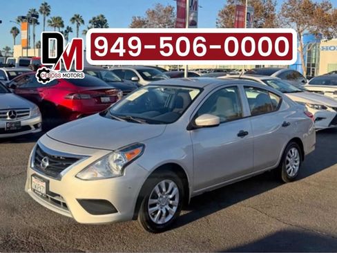 Used 2017 Nissan Versa S Plus FWD image 1