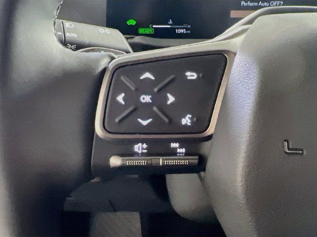 Used 2026 Lexus ES 350h w/ Convenience Package FWD image 17