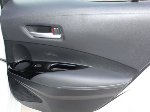 Used 2021 Toyota Corolla SE FWD image 17