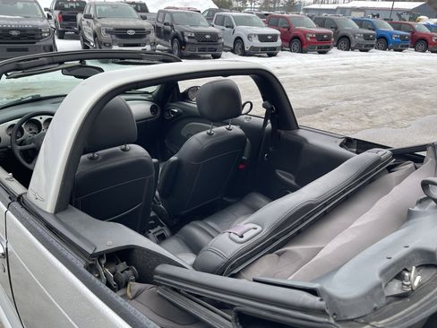 Used 2005 Chrysler PT Cruiser GT image 21