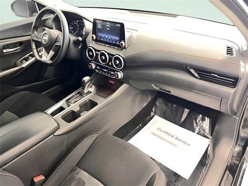 Used 2022 Nissan Sentra SR w/ Midnight Edition image 12