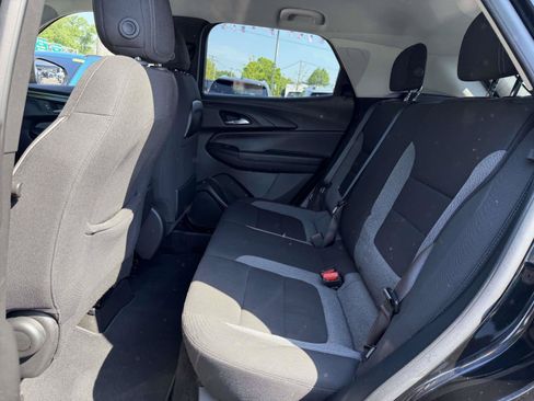 Certified 2024 Chevrolet TrailBlazer LT FWD image 13