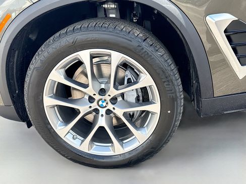 New 2026 BMW X5 sDrive40i RWD image 42