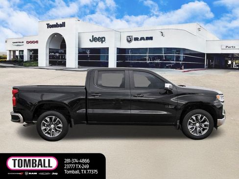 Used 2025 Chevrolet Silverado 1500 LT w/ LPO, Dark Essentials Package RWD image 8