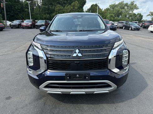 Used 2024 Mitsubishi Outlander SE AWD/4WD image 8