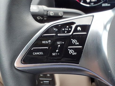 Certified 2025 Mercedes-Benz GLA 250 4MATIC image 24