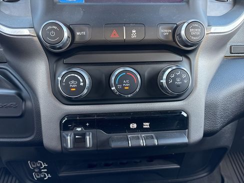 Used 2024 RAM 3500 Big Horn image 19