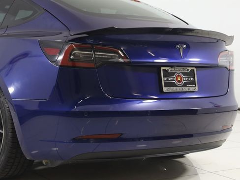 Used 2021 Tesla Model 3 Long Range AWD/4WD image 23