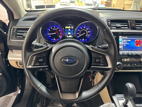 Used 2018 Subaru Legacy 2.5i Premium AWD/4WD image 17